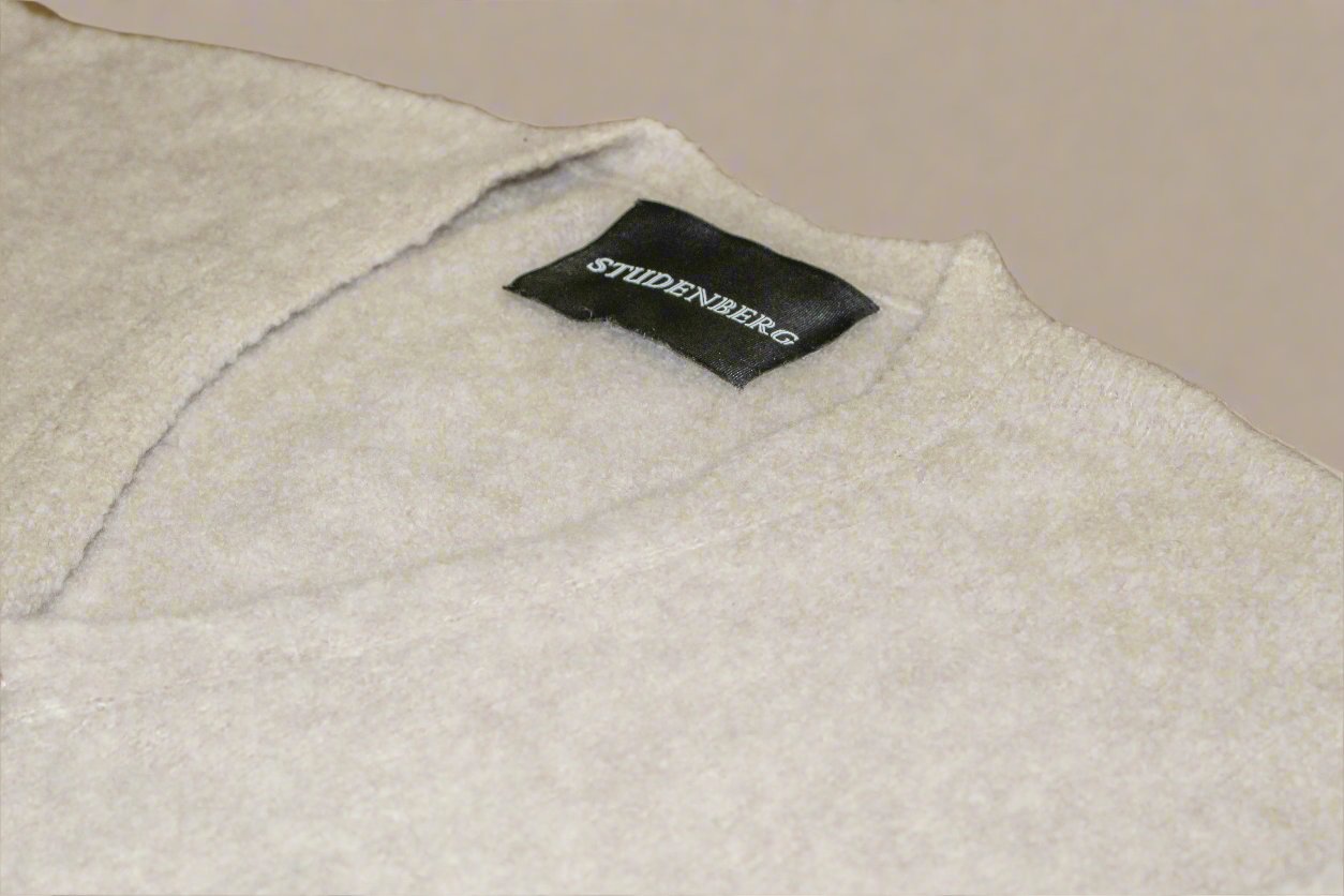 Slub Bouclé Cashmere Cardigan in Beige