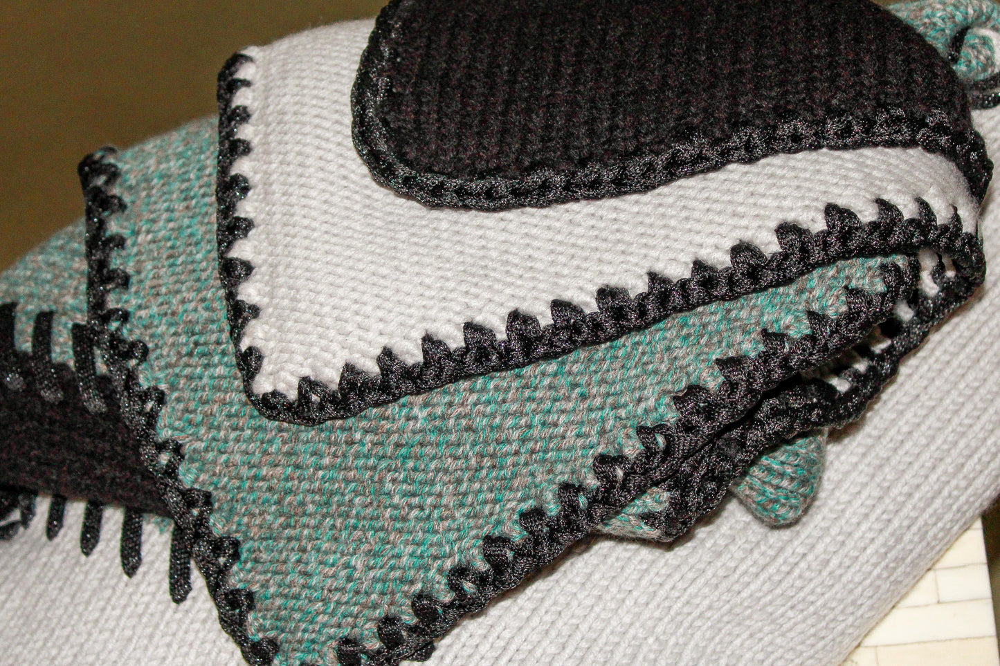Nomad Cashmere Blanket in Teal/Ivory/Black
