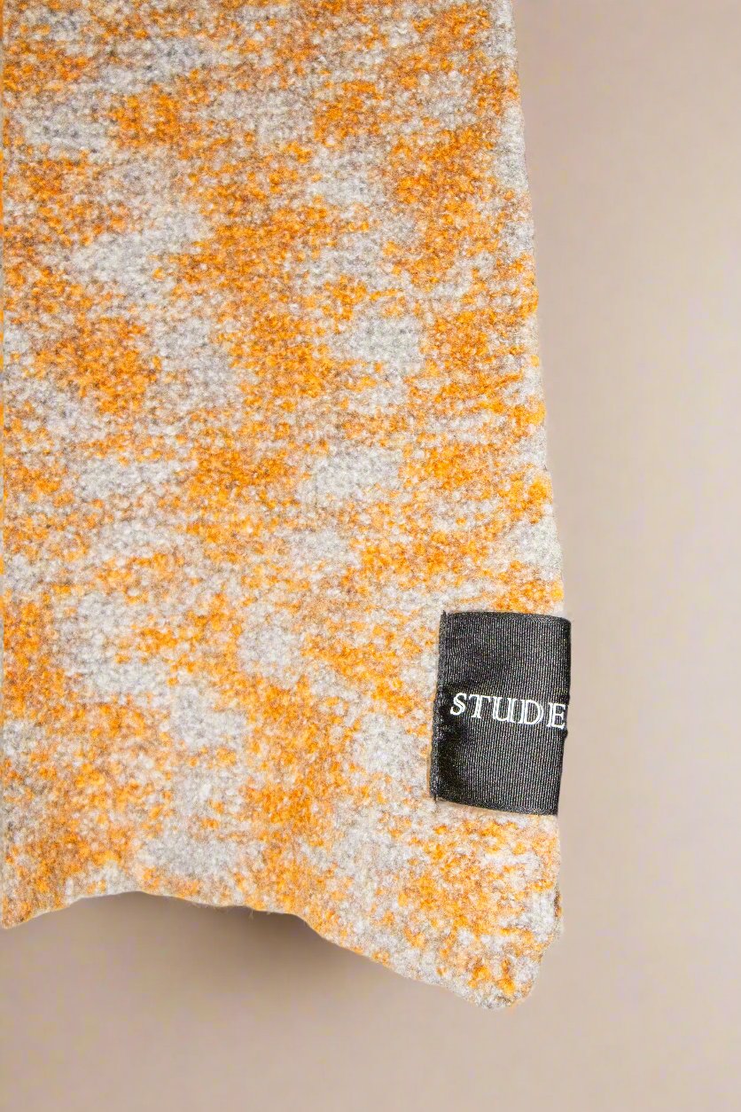 Clouded Bouclé Cashmere Scarf in Citrus Stone