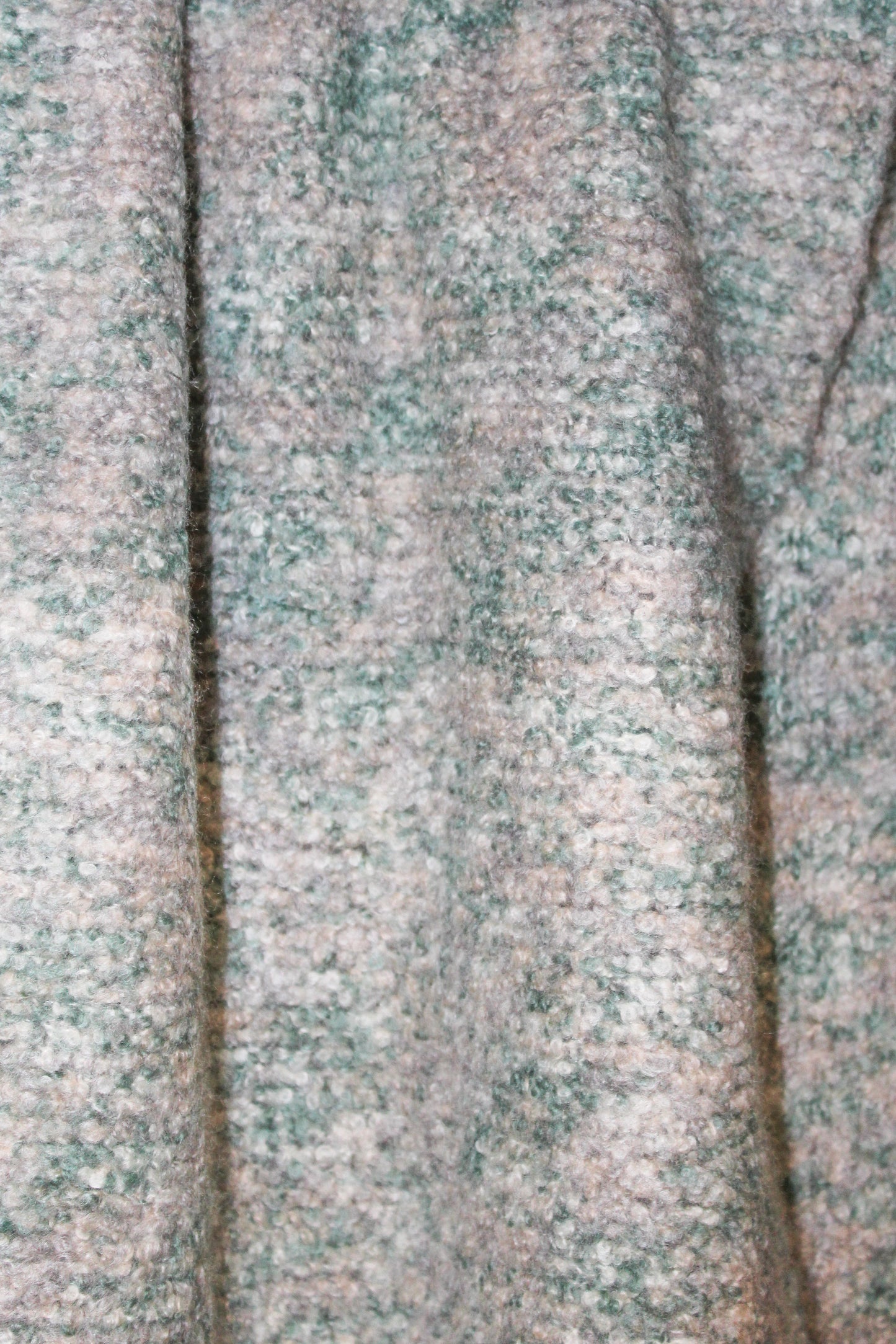 Clouded Bouclé Cashmere Blanket in Seafoam